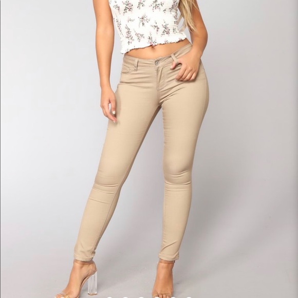 Fashion Nova Khaki skinny jeans pants SEND OFFER☺️ - Picture 2 of 4